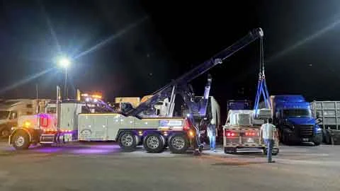 Heavy Duty Truck Recovery Eastern Colorado